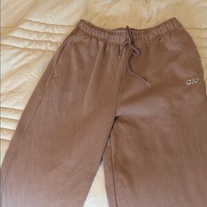 Alo light Brown straight leg sweats